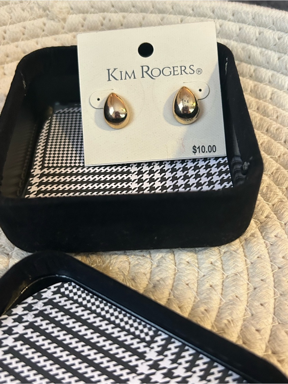 Kim Rogers Gold Teardrop Stud Earrings - Shiny Gold